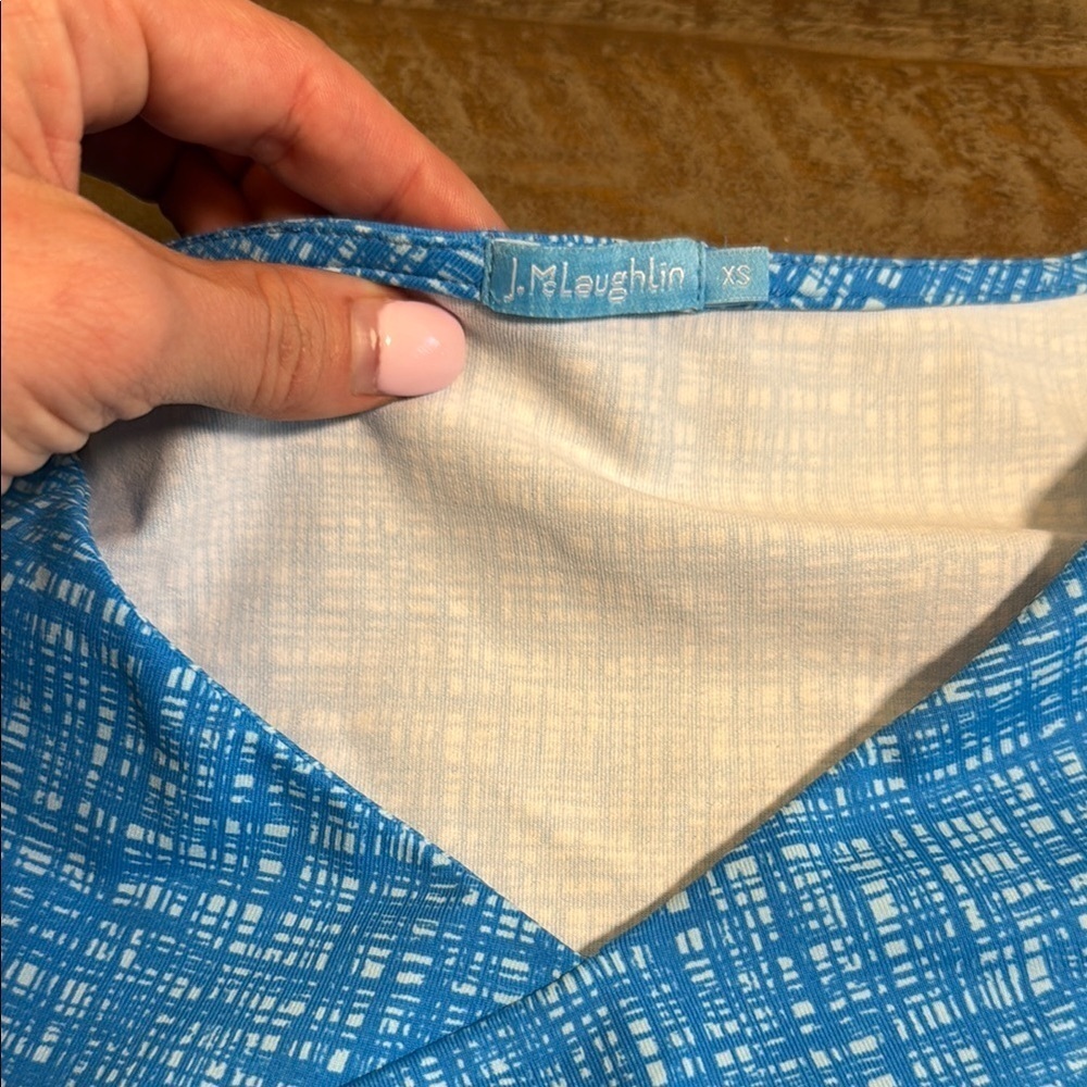 J. McLaughlin Blue Sleeveless Women's Top - Picture 2 of 6